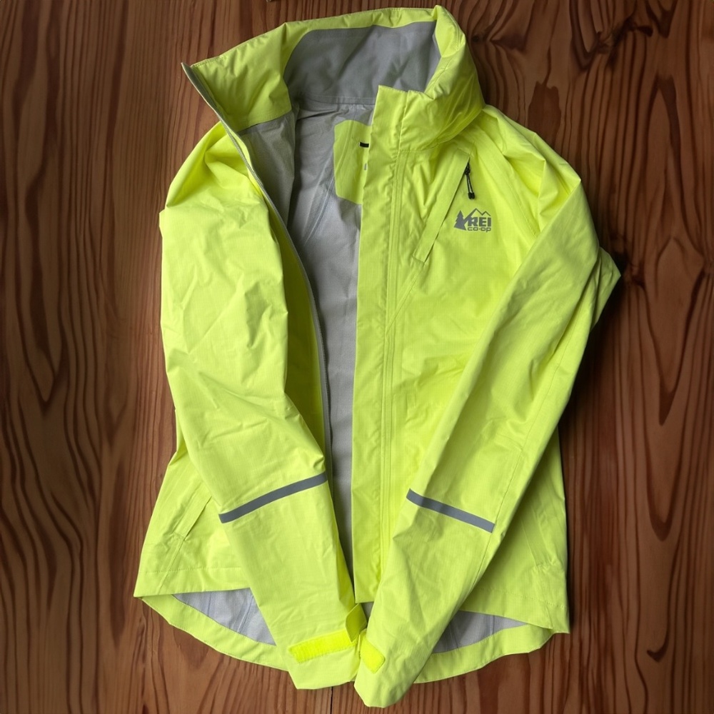 Cycling Rain Jacket - HiViz Yellow - REI